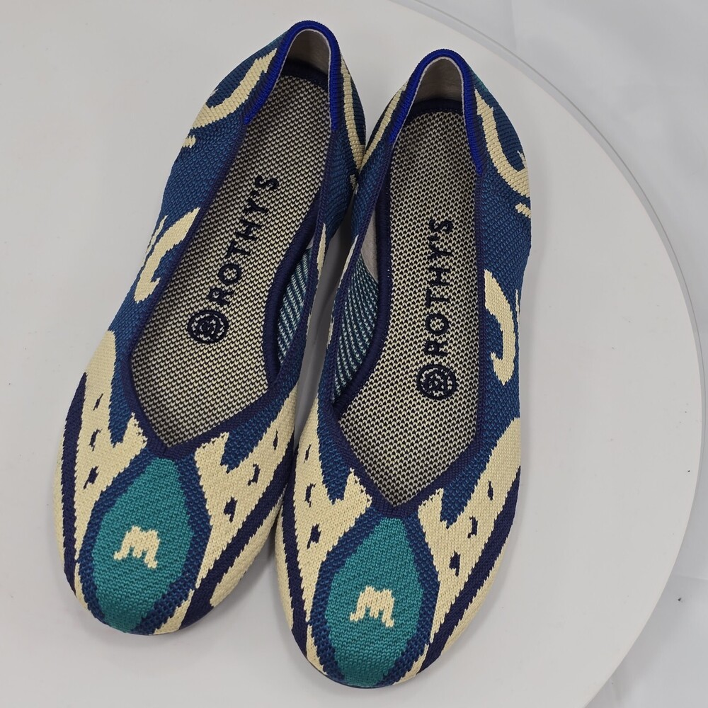 ROTHY’S Flat Women 7.5 Retired Moroccan Blue Ikat Print Textile Ballet Flats